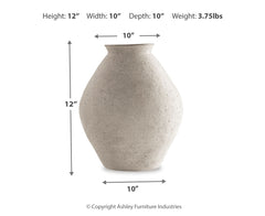 Hannela Vase