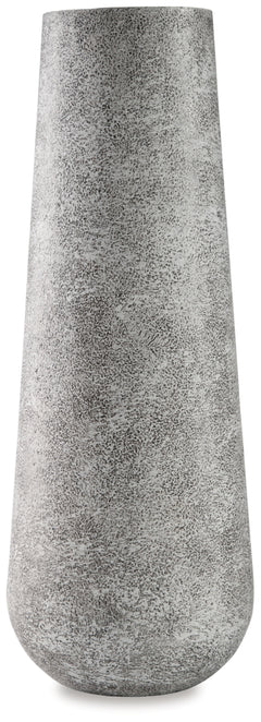 Fynn Vase