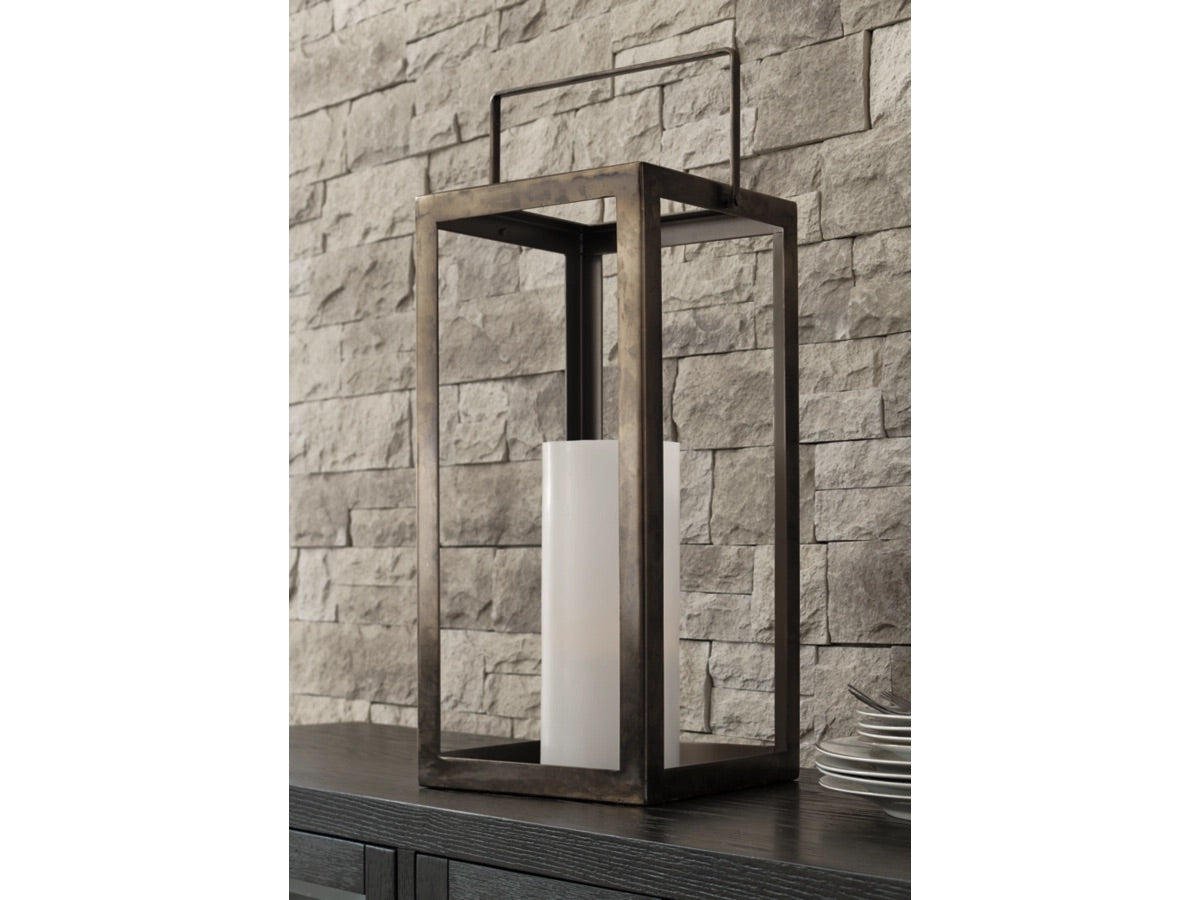 Briana Lantern