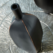 Rhaveney Vase (3/CS)