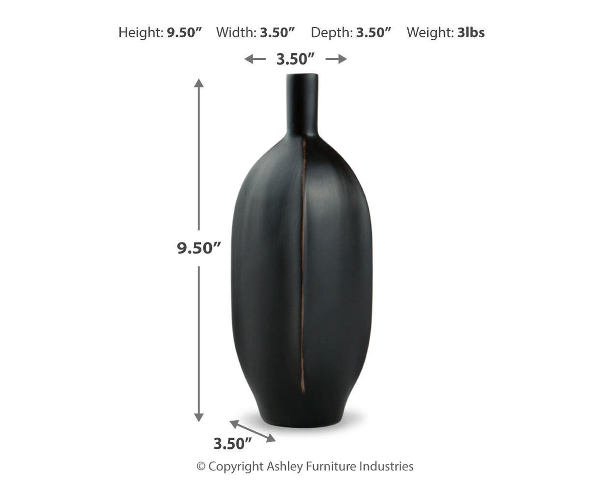 Rhaveney Vase (3/CS)