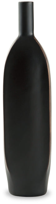 Rhaveney Vase