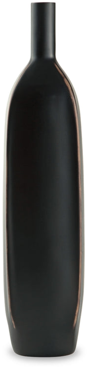 Rhaveney Vase (3/CS)