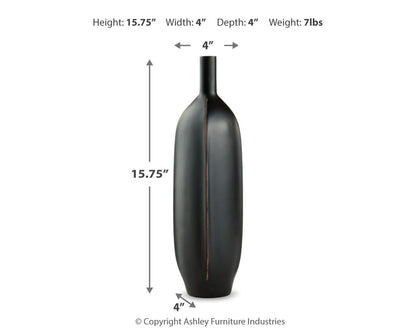 Rhaveney Vase (3/CS)