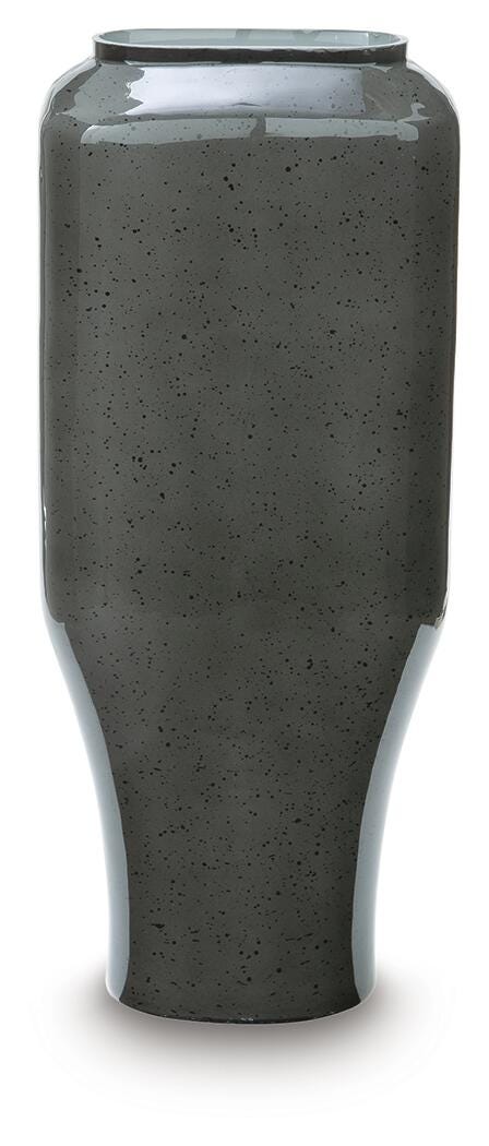 Kierlain Vase