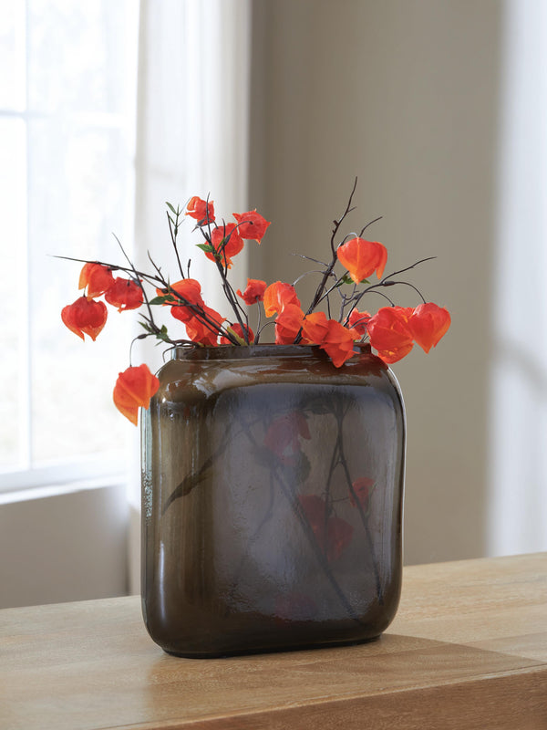 Sumner Vase