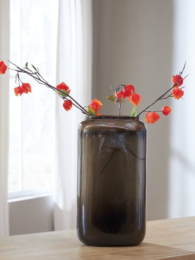 Sumner Vase