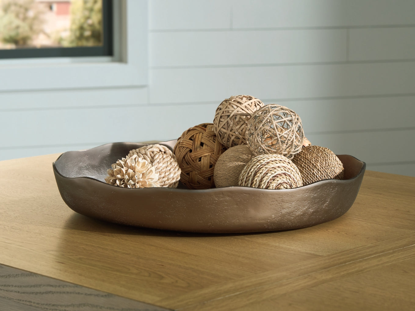 Wallmen Tray