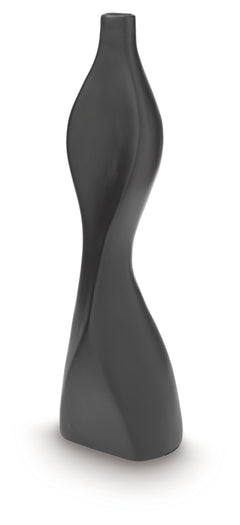 Judsen Vase