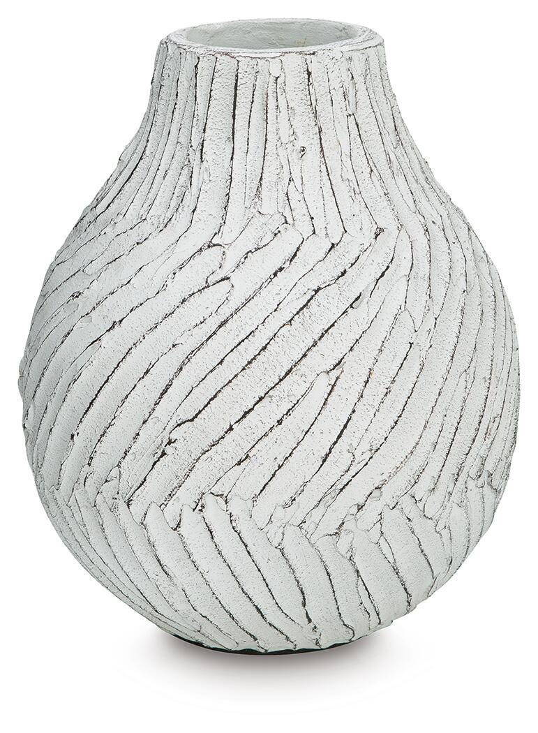 Shelvie Vase