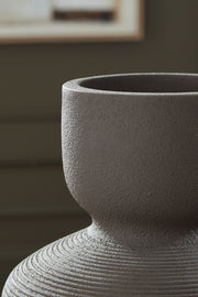 Dalsen Vase
