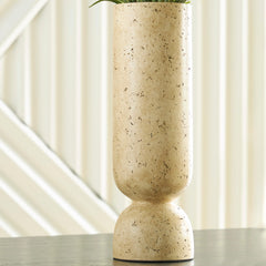 Bryons Vase