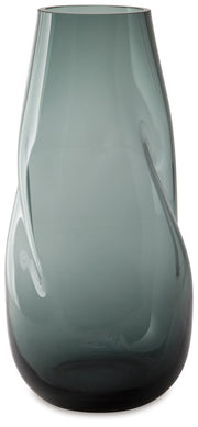 Beamund Vase (2/CS)