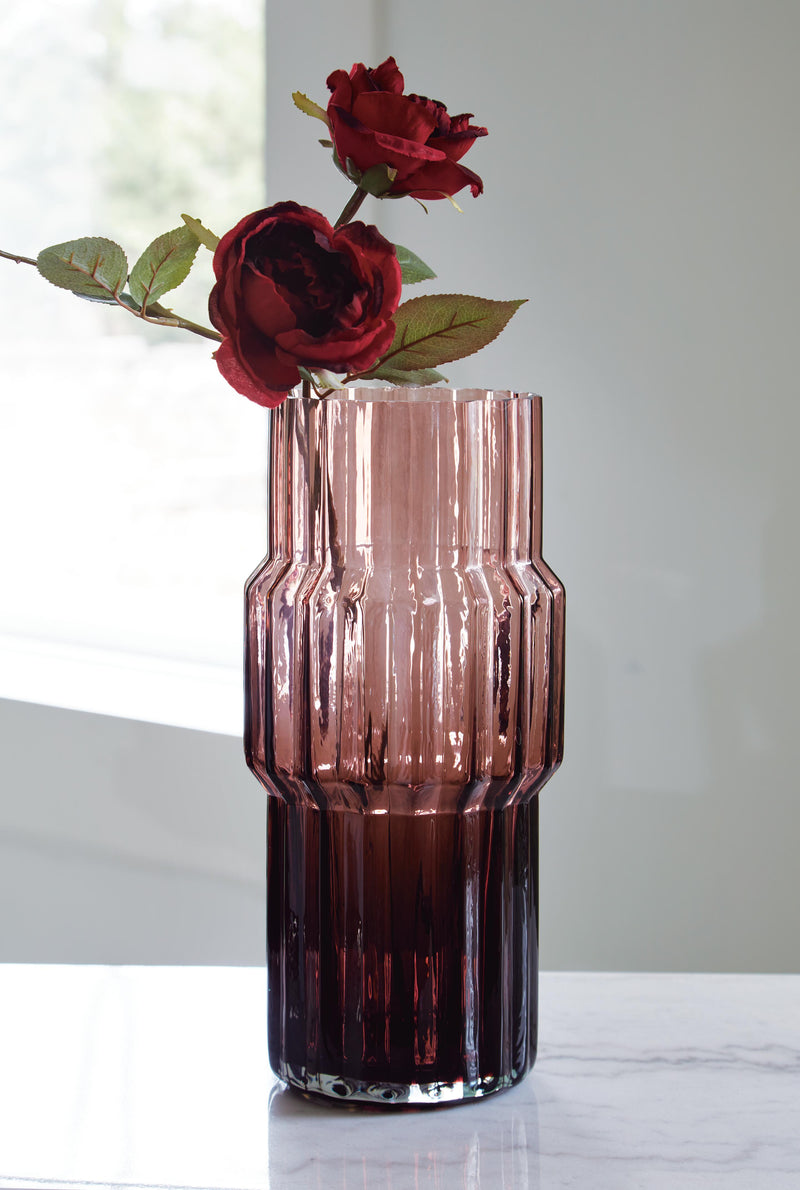 Dorlow Vase (2/CS)