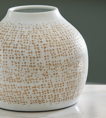 Vinburn 5-Piece Decorative Accessory Set