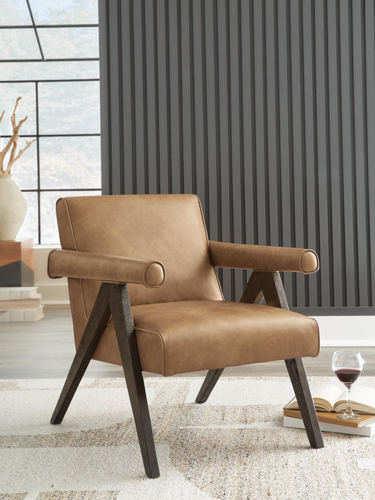 Goda Accent Chair