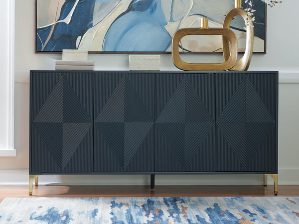 Loirwick Accent Cabinet