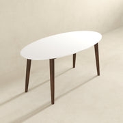 Mesa de comedor ovalada de madera maciza con tapa blanca estilo moderno de mediados de siglo de Ada