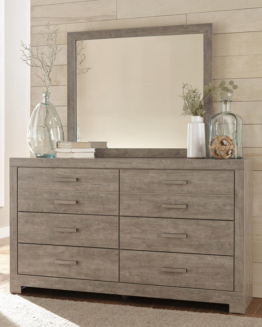 Culverbach King Panel Bed with Mirrored Dresser and Chest