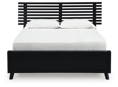 Danziar Full Slat Panel Bed