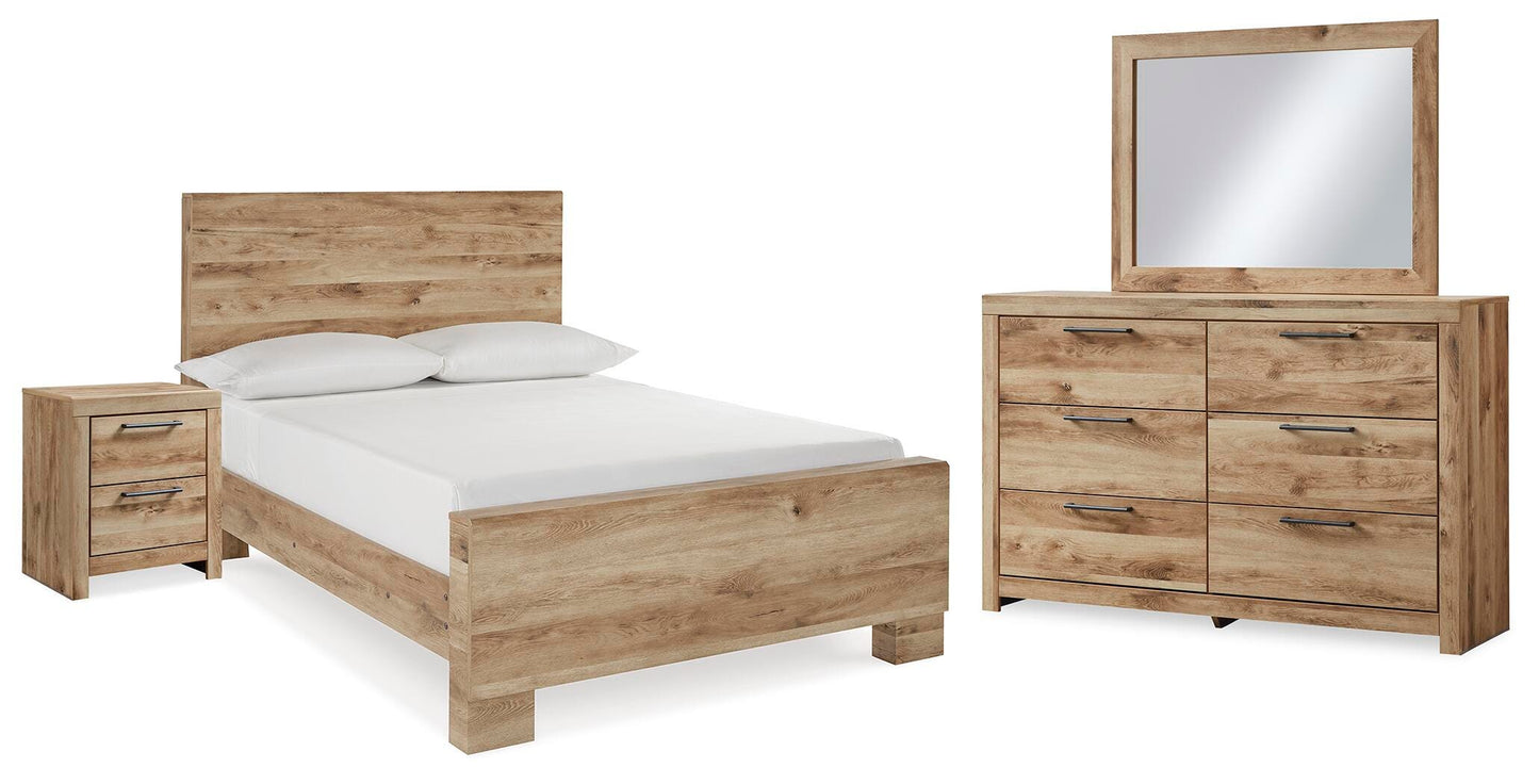 Hyanna Panel Bed