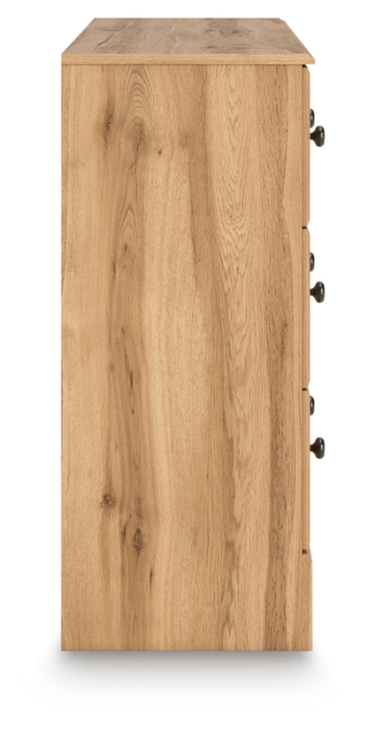 Galletyn Six Drawer Dresser