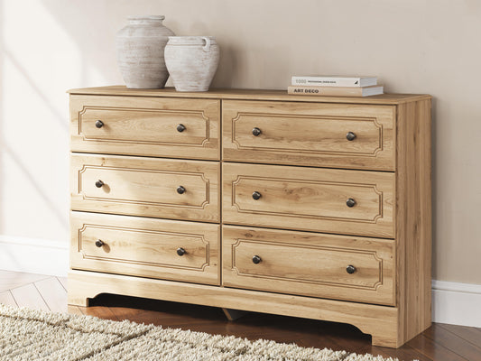 Galletyn Six Drawer Dresser