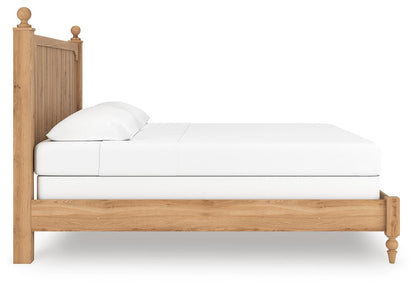 Galletyn King Panel Bed