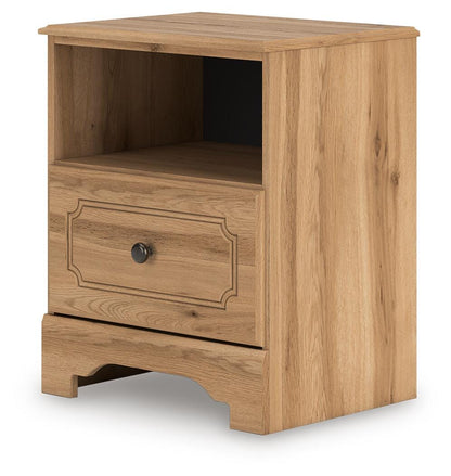 Aleaport Queen Panel Bed with Mirrored Dresser and Nightstand