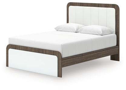 Mazilar Queen Upholstered Bed