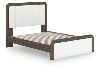 Mazilar Queen Upholstered Bed