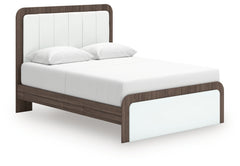 Mazilar Queen Upholstered Bed