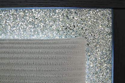 Raechalla Queen Upholstered Panel Bed