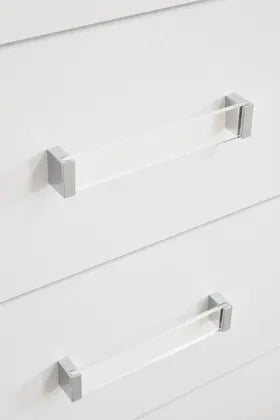Raechalla Five Drawer Chest in Matte White