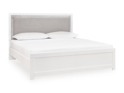 Raechalla 3PC Bedroom Set in White