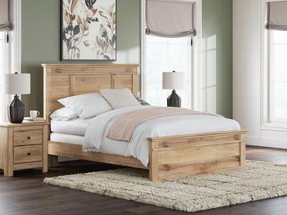 Fenderport Queen Panel Bed