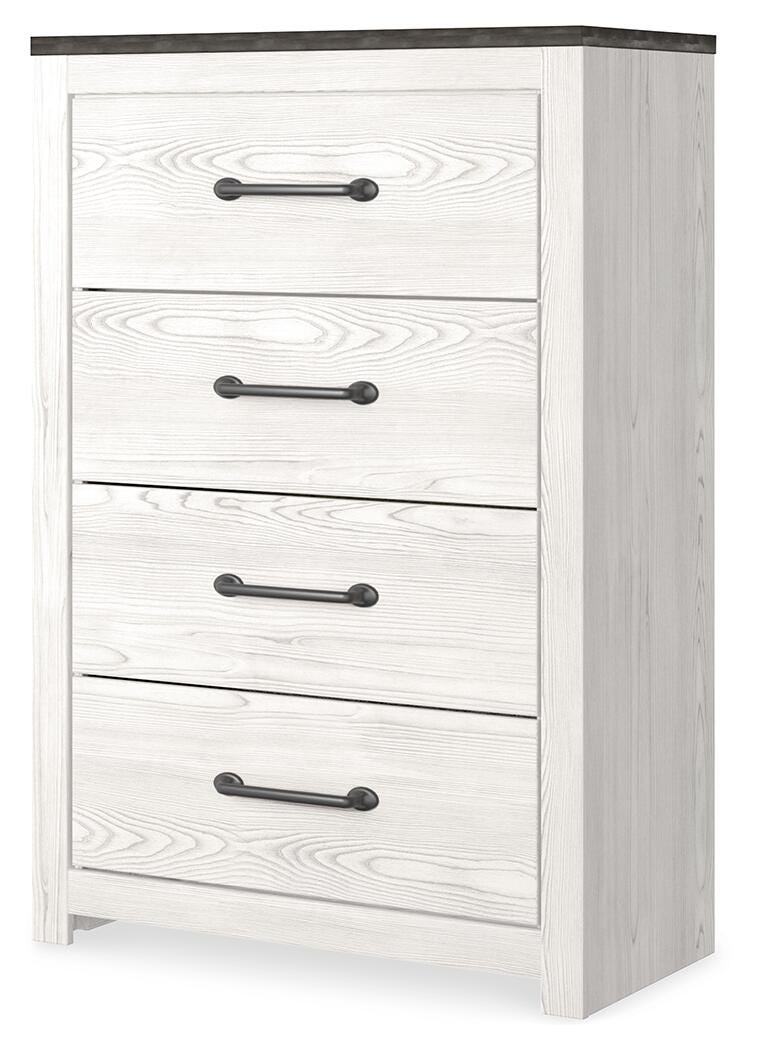 Gerridan Full Panel Bed with Mirrored Dresser, Chest and Nightstand