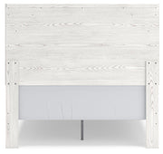 Gerridan Full Panel Bed with Mirrored Dresser, Chest and Nightstand