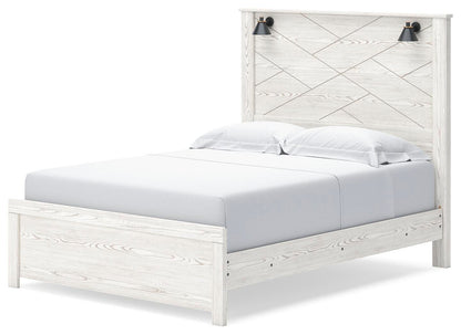 Gerridan 4PC Queen Bedroom Set with Mirrored Dresser & Nightstand