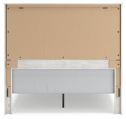 Gerridan 4PC Queen Bedroom Set with Mirrored Dresser & Nightstand