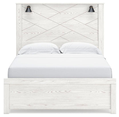 Gerridan 4PC Queen Bedroom Set with Mirrored Dresser & Nightstand