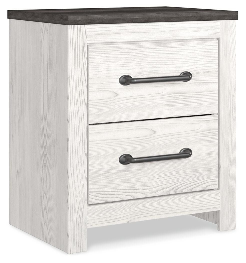 Gerridan Full Panel Bed with Mirrored Dresser, Chest and Nightstand