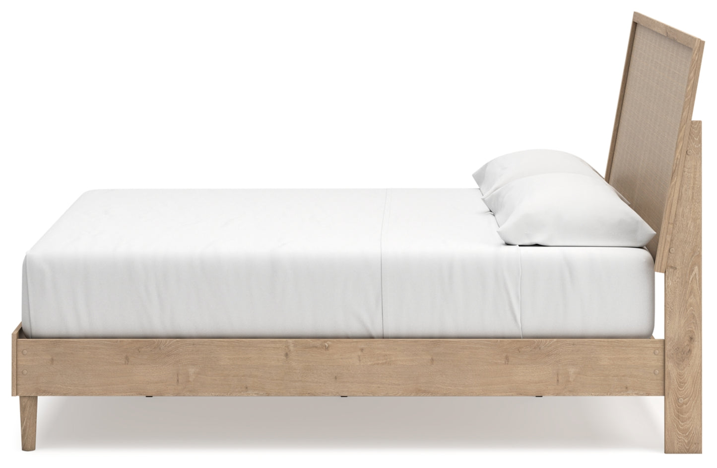Cielden King Panel Bed with Mirrored Dresser