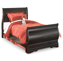 Huey Vineyard Full Sleigh Bed with Mirrored Dresser