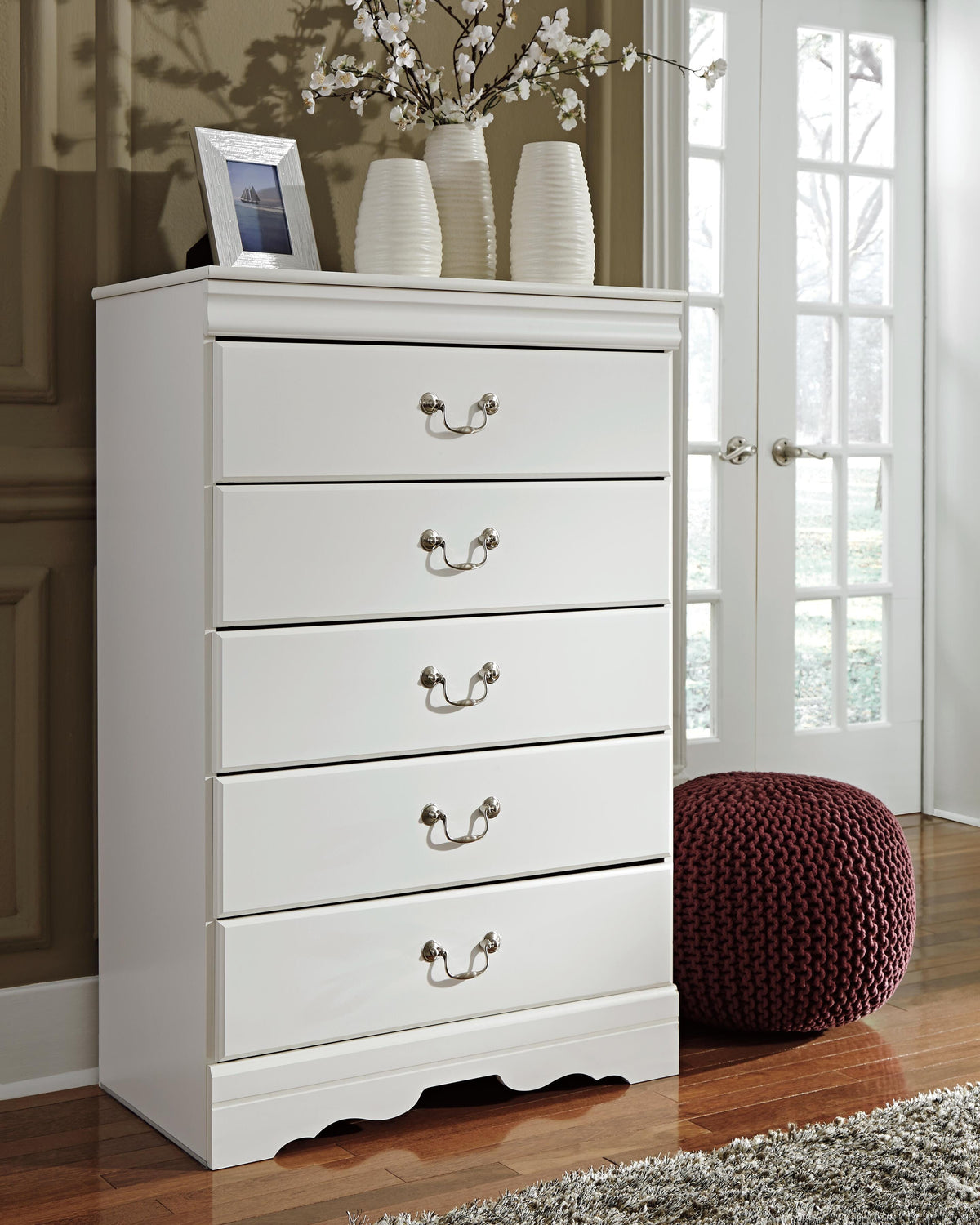 Anarasia Twin Sleigh Bed with Mirrored Dresser and Chest