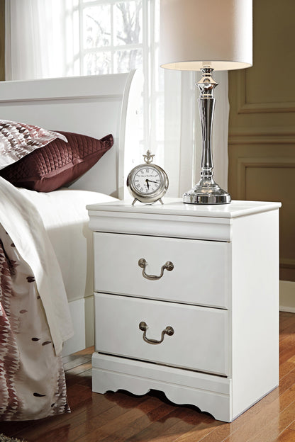 Anarasia Chest and 2 Nightstands