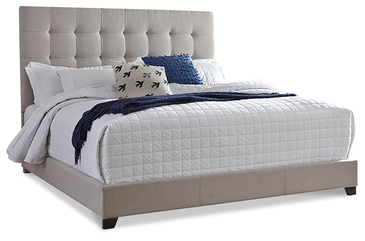 Dolante Queen Upholstered Bed with Chest of Drawers and Nightstand