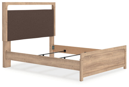 Hollymount Queen Upholstered Panel Bed