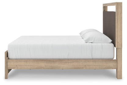 Hollymount King Upholstered Platform Bed