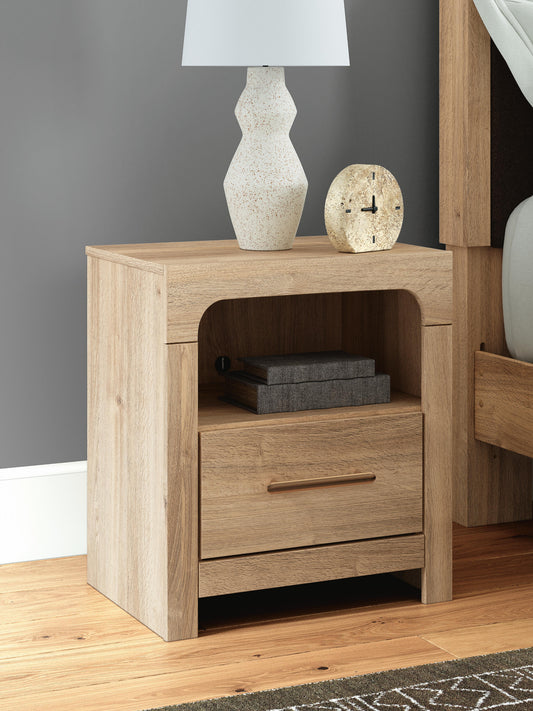 Hollymount One Drawer Night Stand